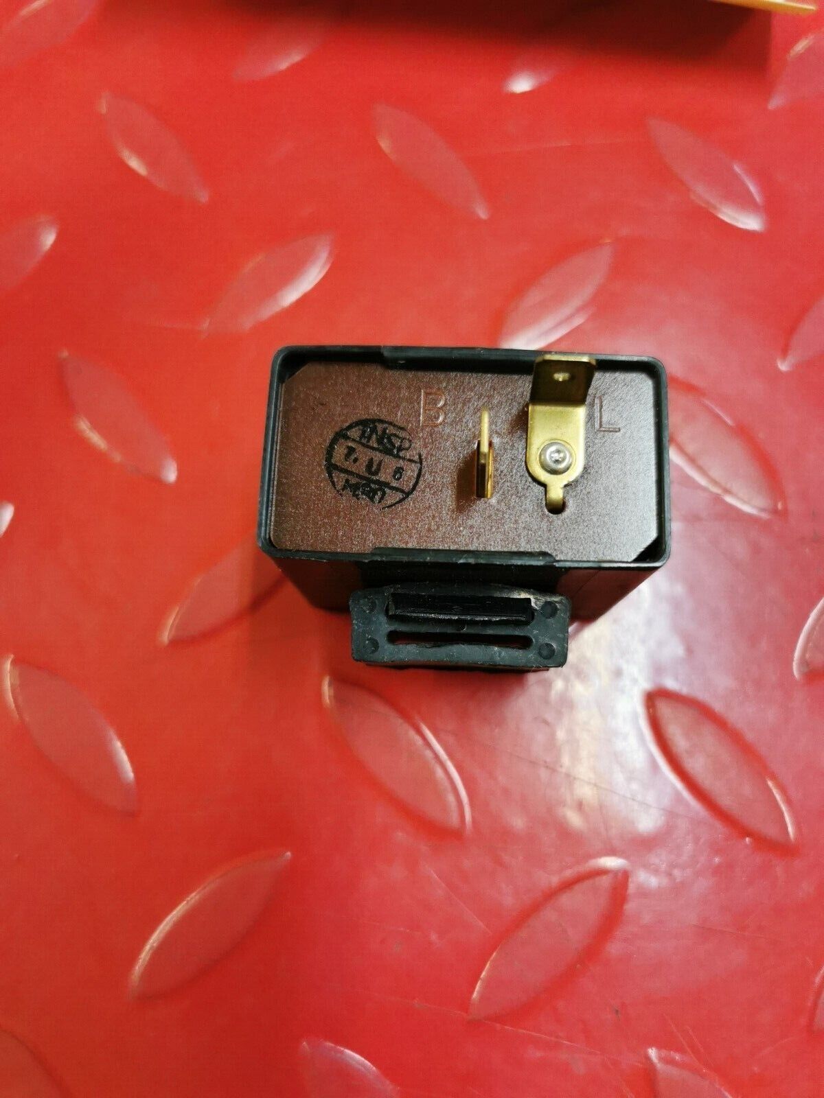 NOS Suzuki CS50 CS80 CS125 DR125 RELAY TURN SIGNAL 38610-45031 S1
