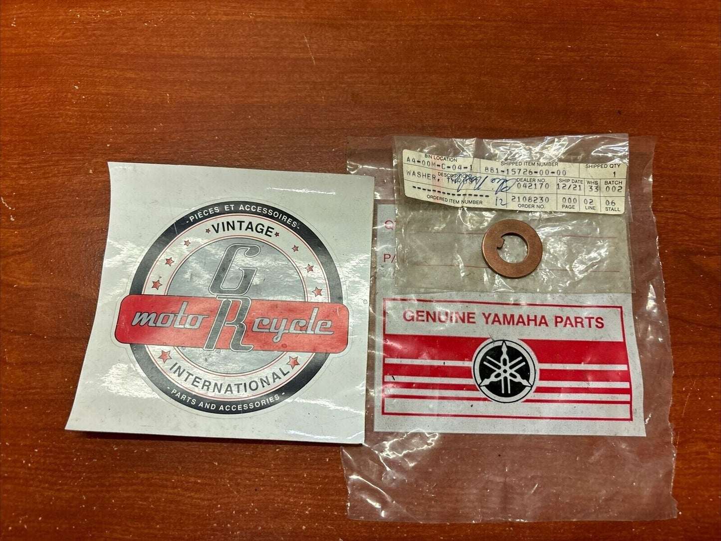 NOS Yamaha 1974 GP246F FLAT WASHER 881-15726-00-00 Y177