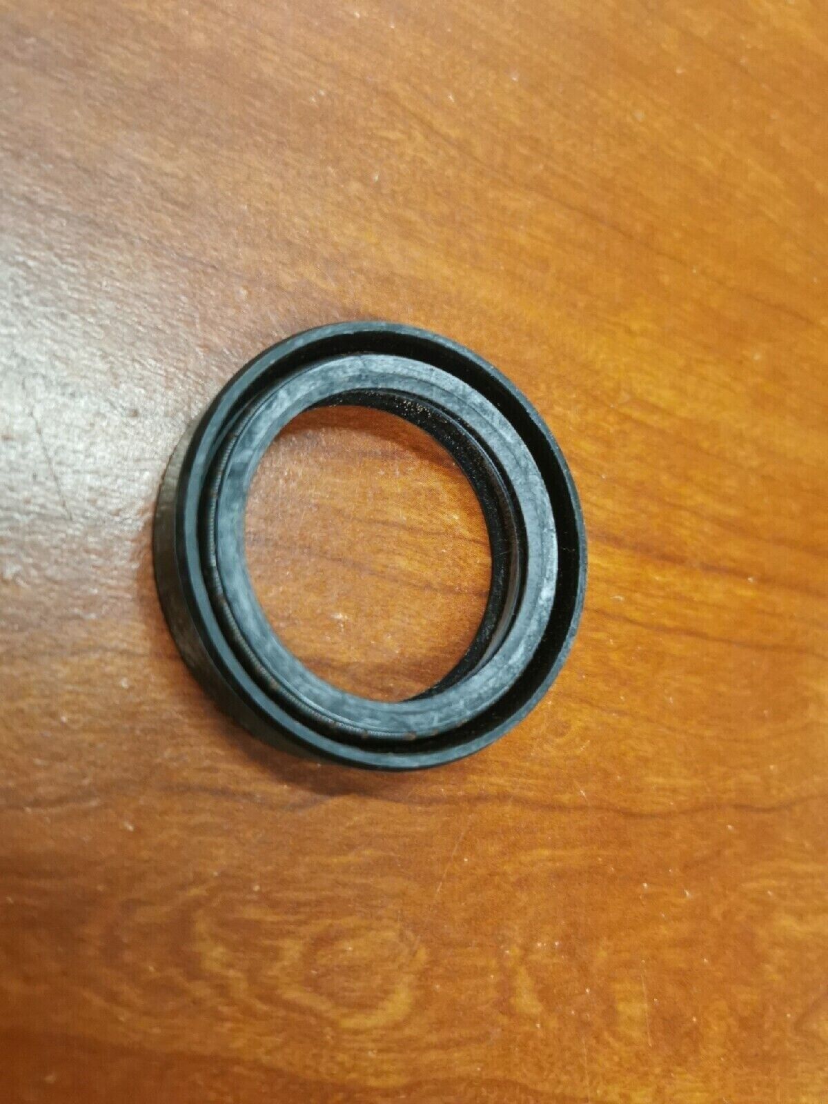 NOS Yamaha OIL SEAL 1W1-23145-L0-00 SUB. 48Y-23145-00-00 Y71