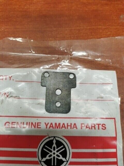 NOS Yamaha ET250 GP338 GP433 GP440 GPX338 GPX433 GASKET 865-14537-00-00 Y126