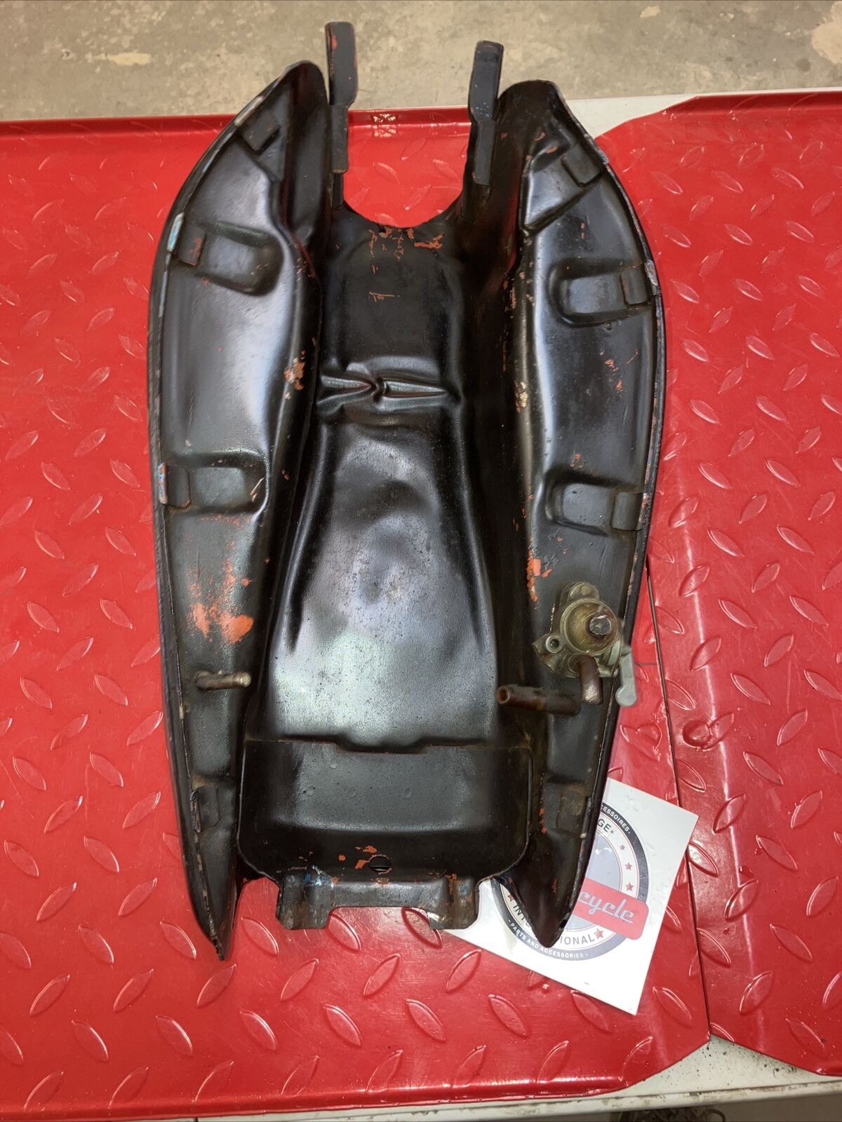 Honda CB175 1973 K7 fuel tank gas petrol reservoir valve petcock cap