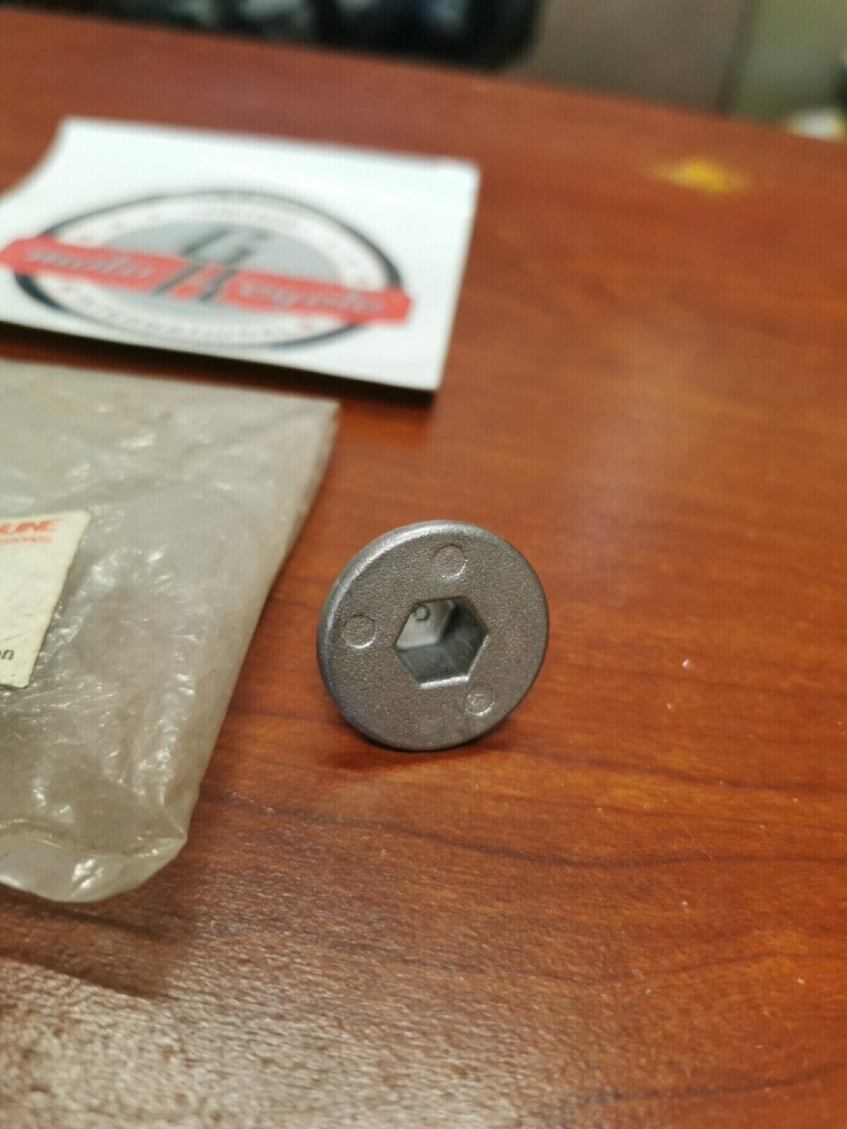 NOS Yamaha 1982 1983 XS400 STRAIGHT SCREW PLUG 90340-22083-00 Y71