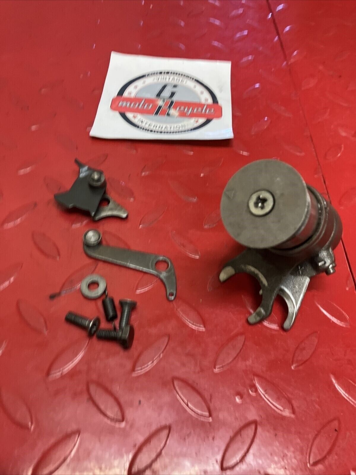 Suzuki RV90 1973 transmission gearshift gear shift forks drum 25311-12102
