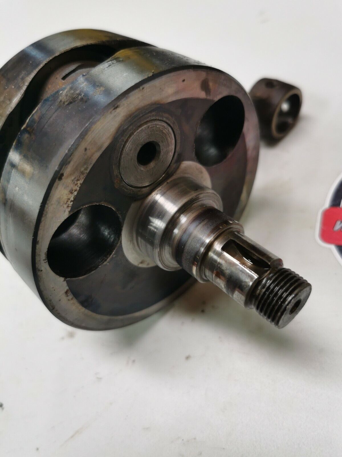 Suzuki RM250 1976 crankshaft crank shaft