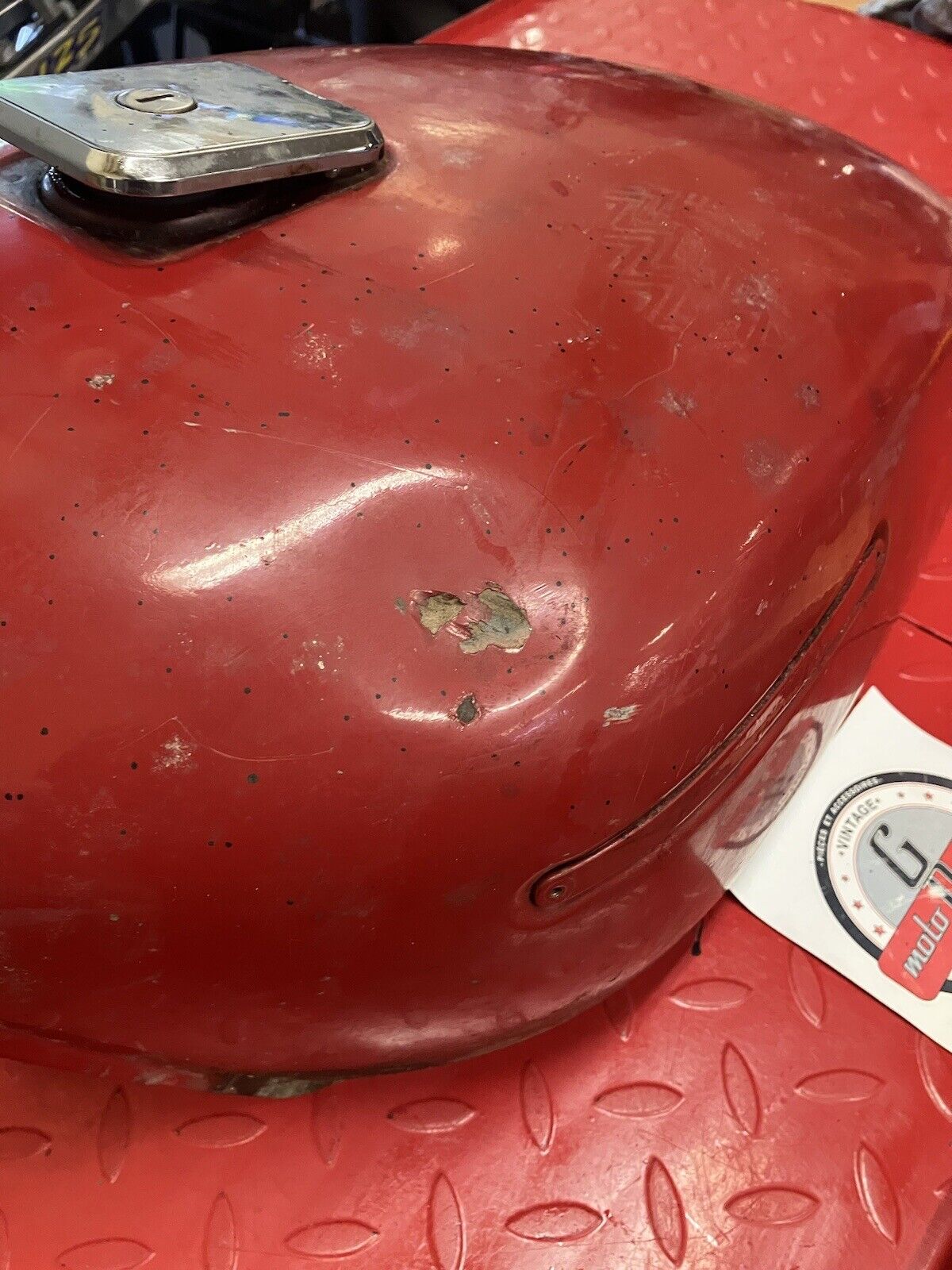Kawasaki KZ750E 1980 Fuel tank gas petrol reservoir
