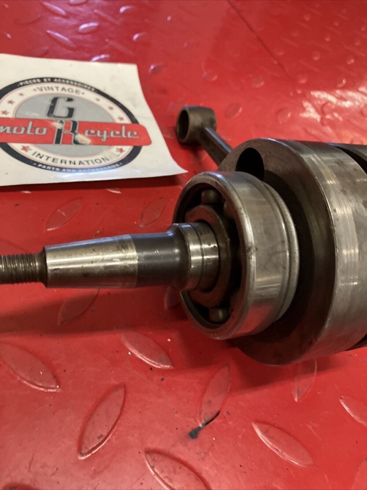 Suzuki RV125 1973 crankshaft crank shaft