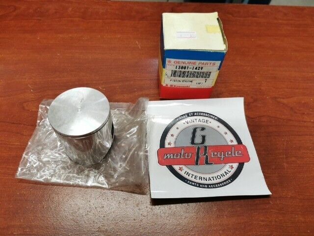 NOS Kawasaki 1995 KX125 PISTON-ENGINE 13001-1429 K37