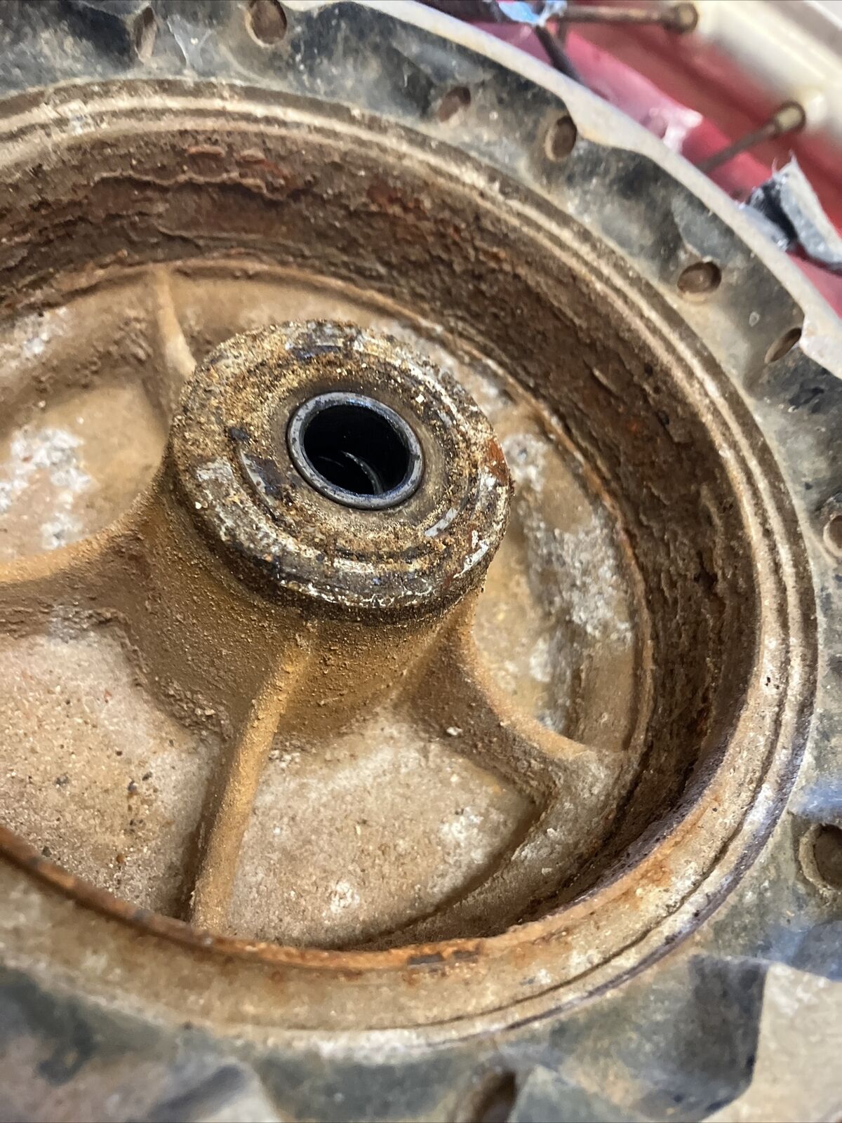 Suzuki RM125 1982 front wheel rim hub spoke 1981 2