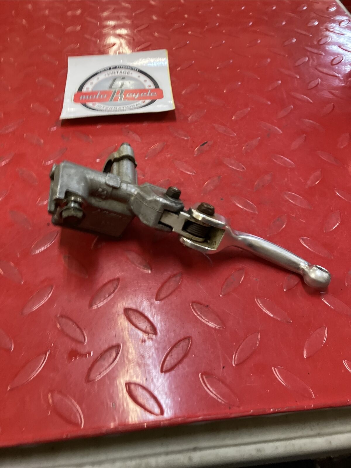 Kawasaki KX250 2001 Front brake master cylinder