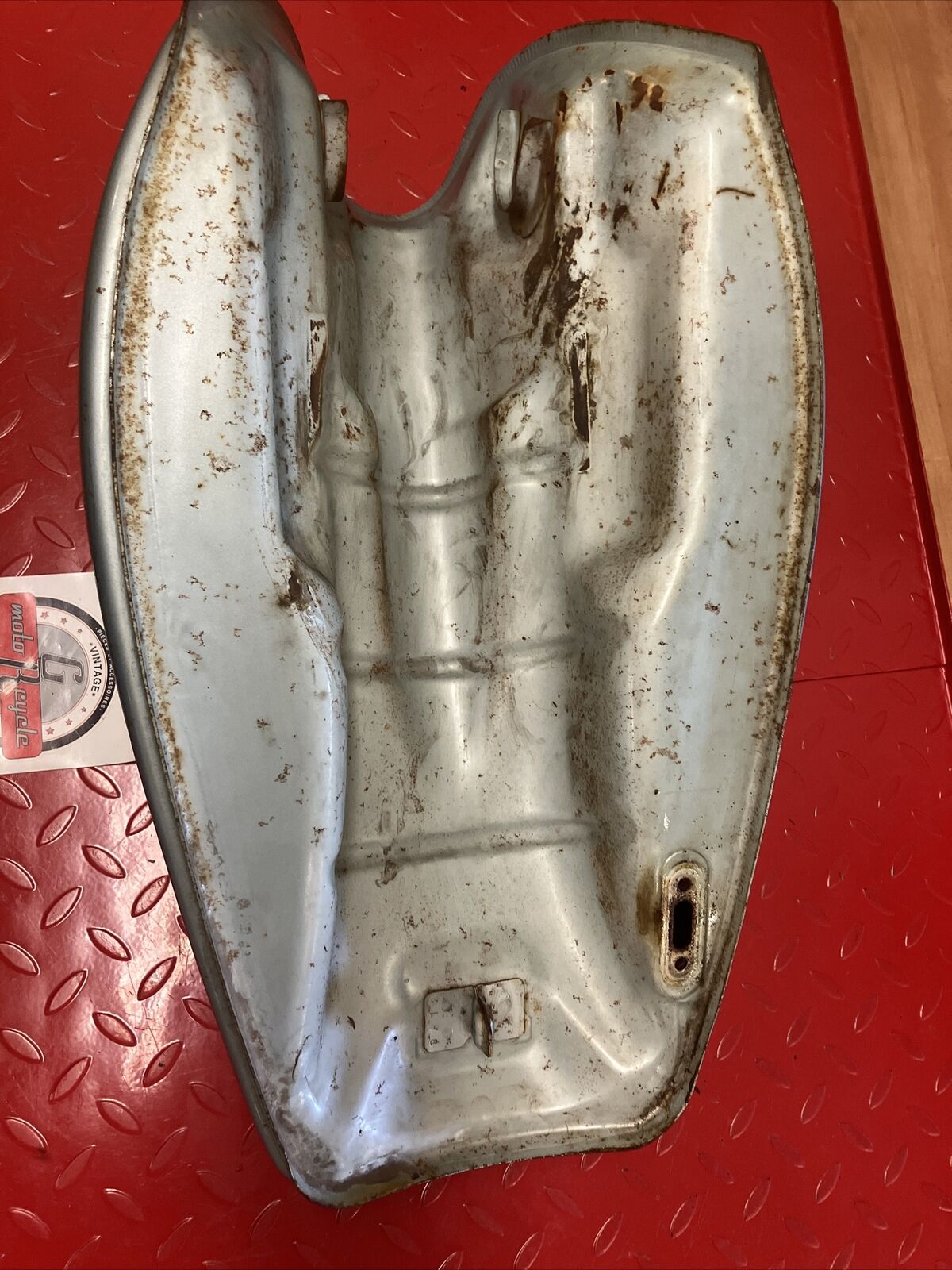 Kawasaki KZ650 C KZ650 Custom 1979 fuel tank gas petrol reservoir 1978 1977 2