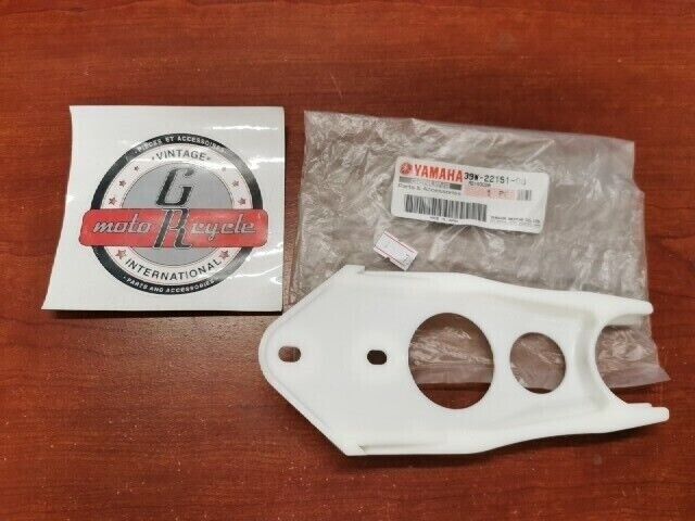 NEW NOS Yamaha IT200 YZ125 YZ250 YZ490 GUARD SEAL 39W-22151-00-00 Y107