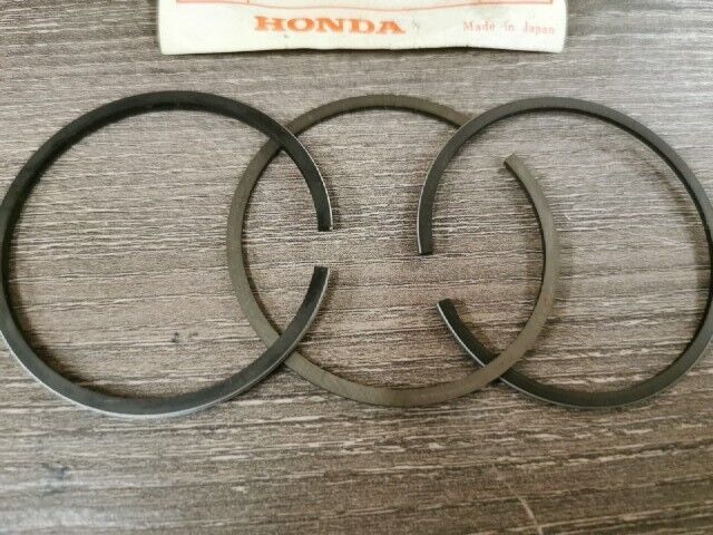 NOS HONDA CB500K1 RING SET PISTON 13031-323-003 H92
