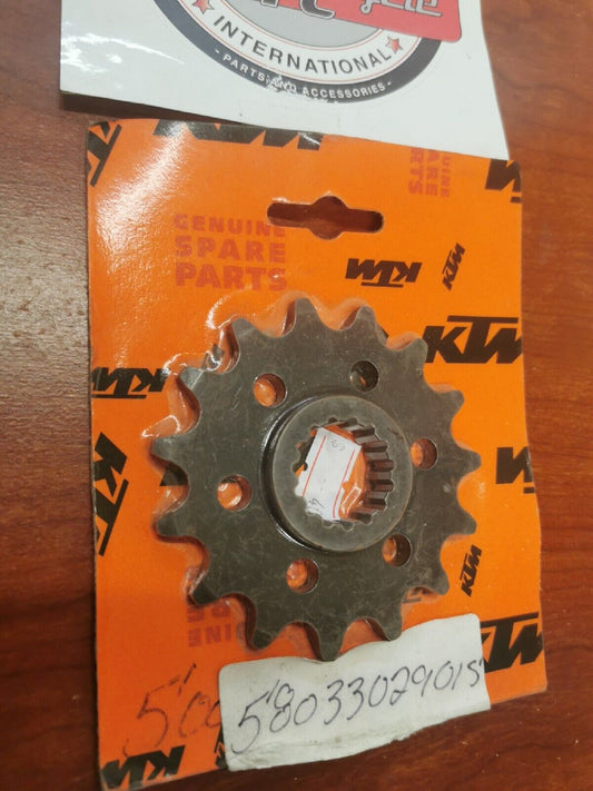 NOS KTM LC4 ENGINE SPROCKET 15T 58033029015 KT3