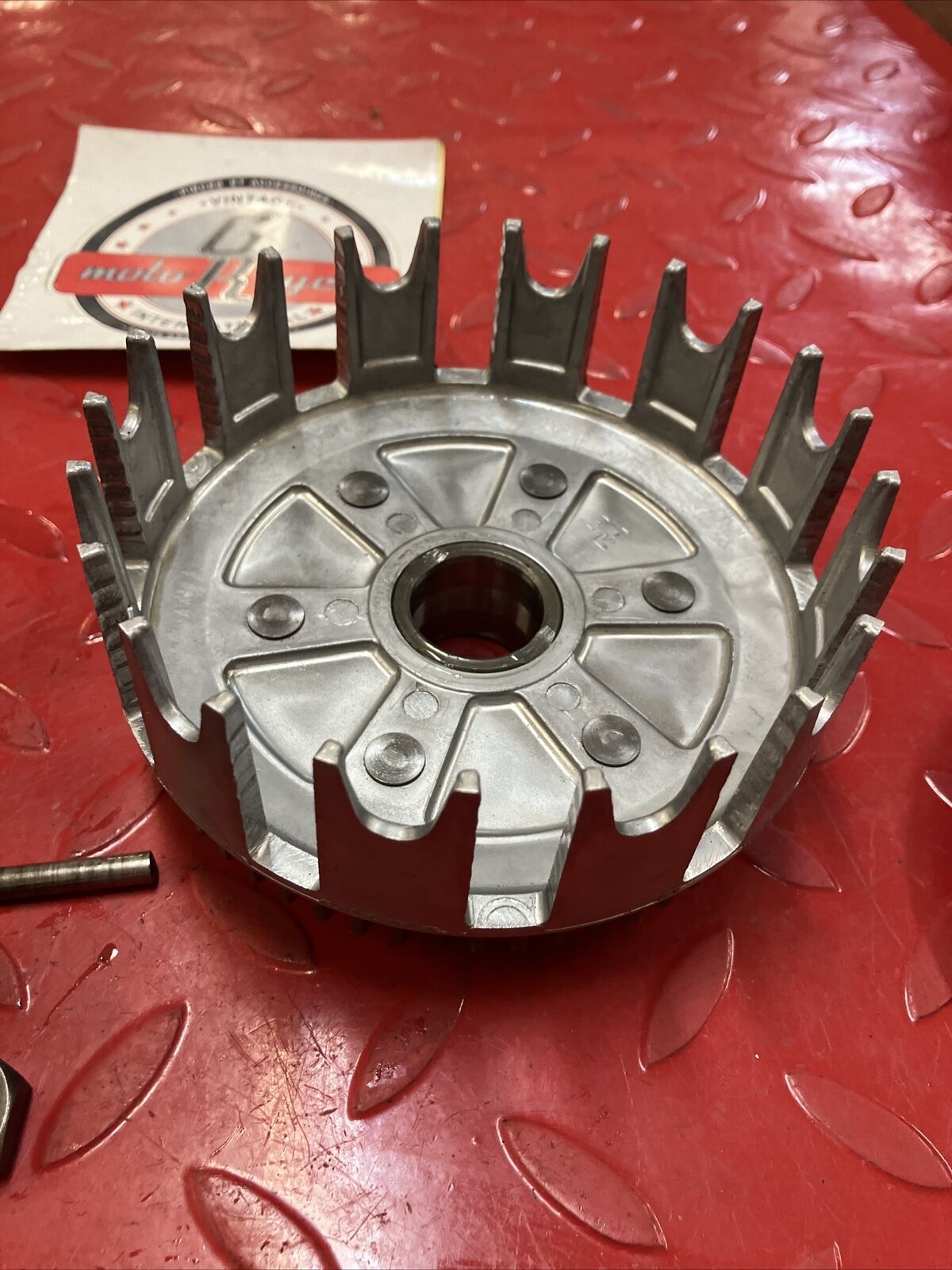 Suzuki RM125 1982 complete clutch basket hub pressure plate