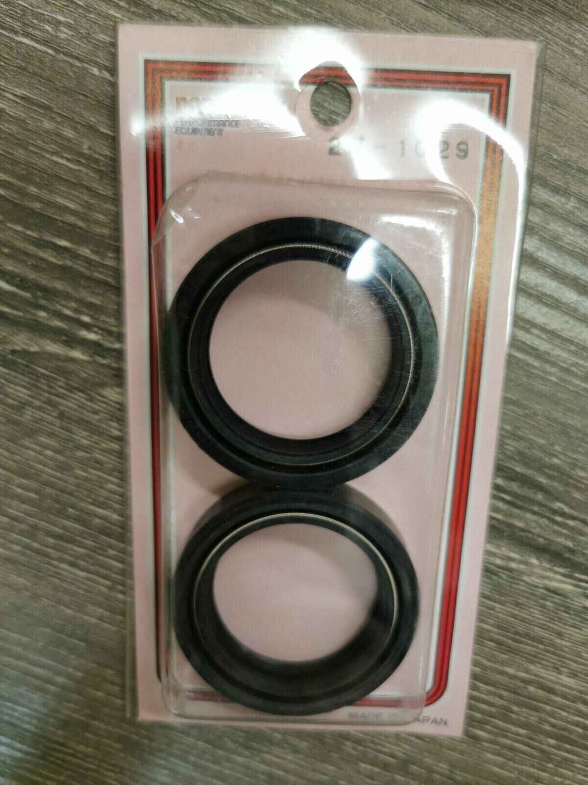 NOS PARTS PLUS XL350R XL600R CB650SC VT750C GL1100I  Fork Seals SET 27-1029 J18