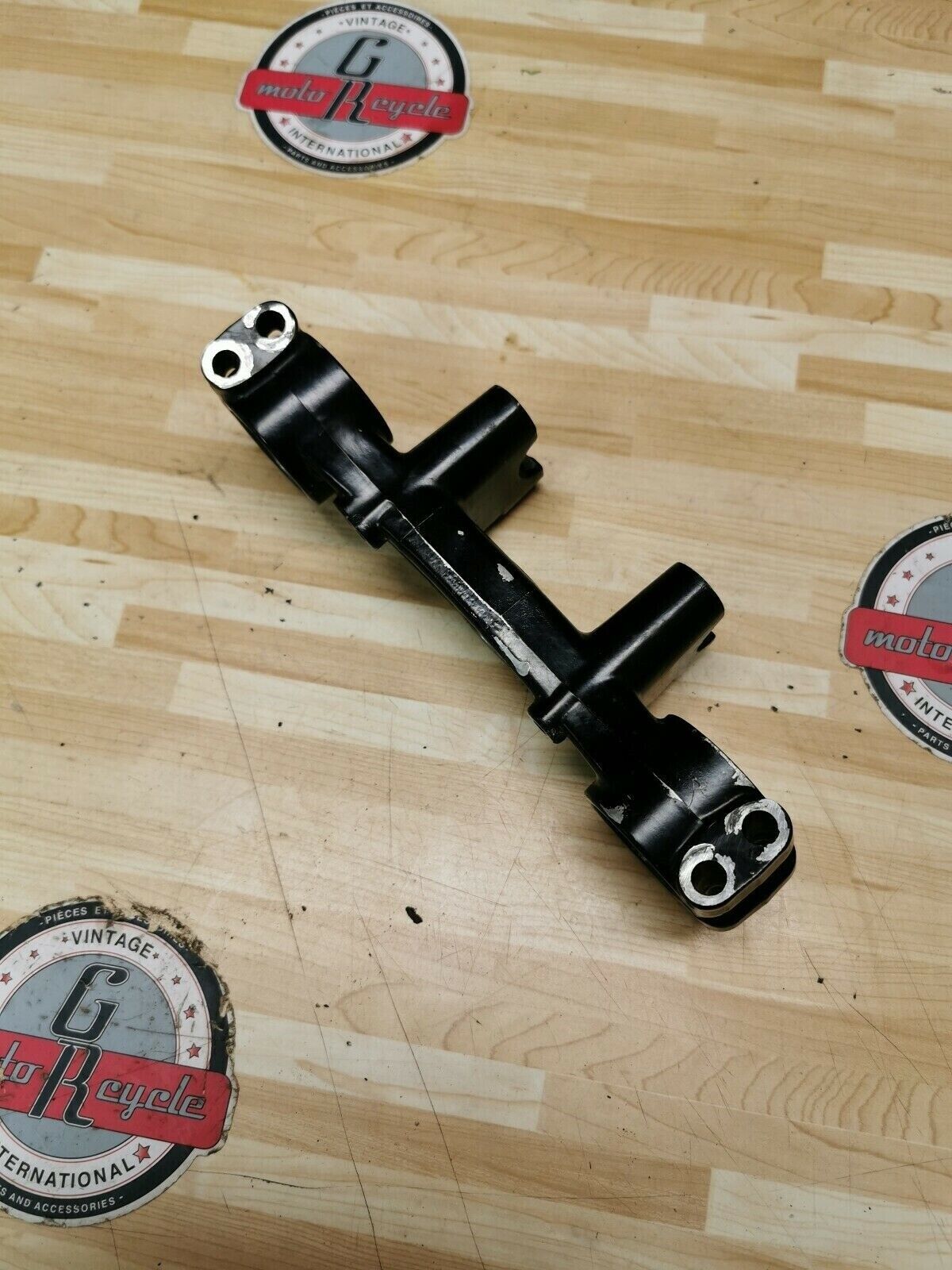 Yamaha TT225 1986 triple clamp tree steering stem top crown handle 1987