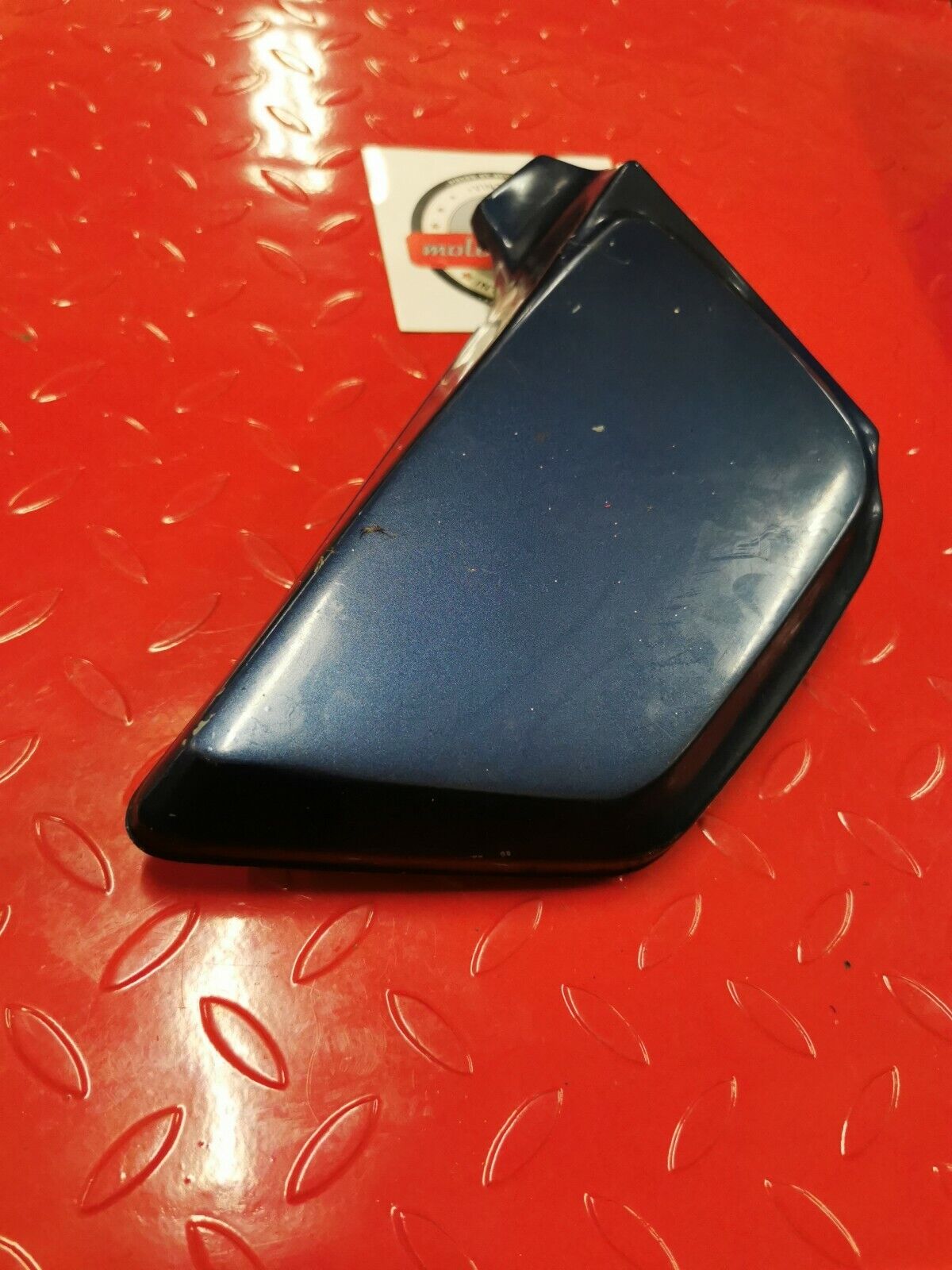 Kawasaki KZ550 LTD 1981 right side cover panel fairing