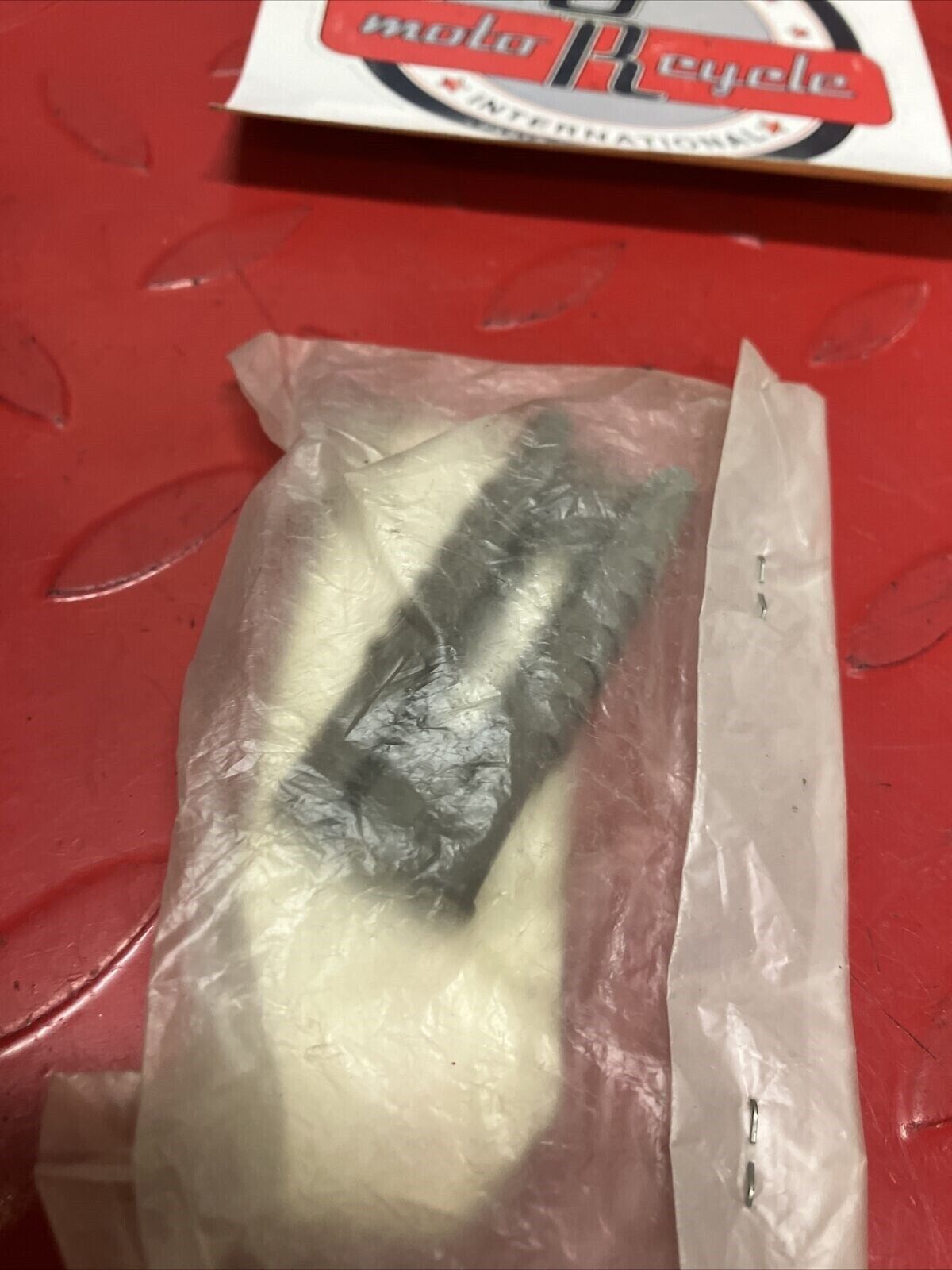 NOS YAMAHA HOLDER 66E-13898-11-00 Y61