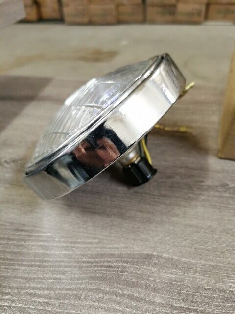 NOS YAMAHA DT175 1974 1975 RS100 COMPLETE HEADLIGHT LENS 465-84110-60-00 Y130