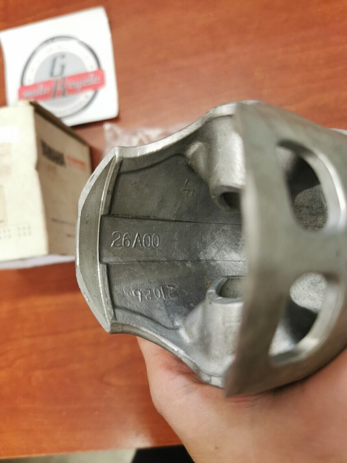 NOS Yamaha 1983 1984 IT490 PISTON (STD) 26A-11631-00-94 Y86