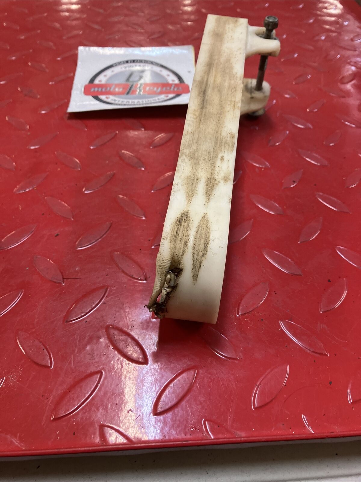 Suzuki RM125 1985 chain buffer defence slider 1984 RM250