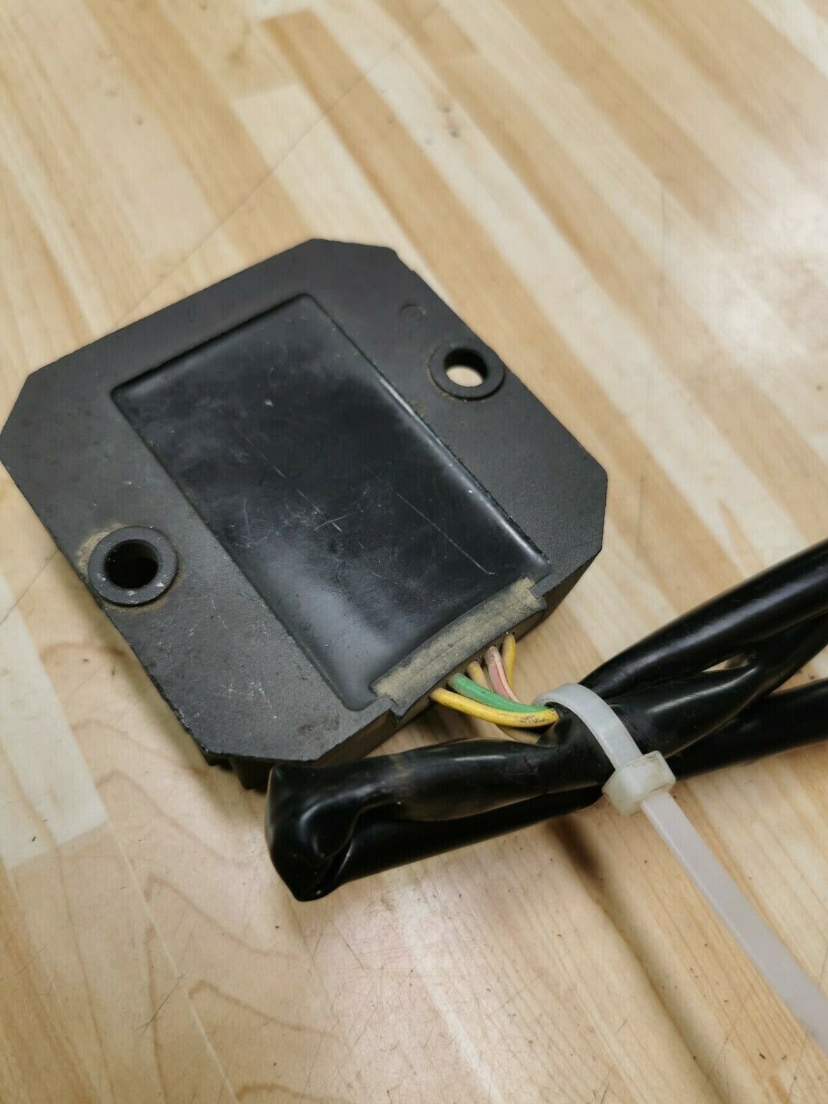 Honda XR650L 2001 voltage regulator rectifier