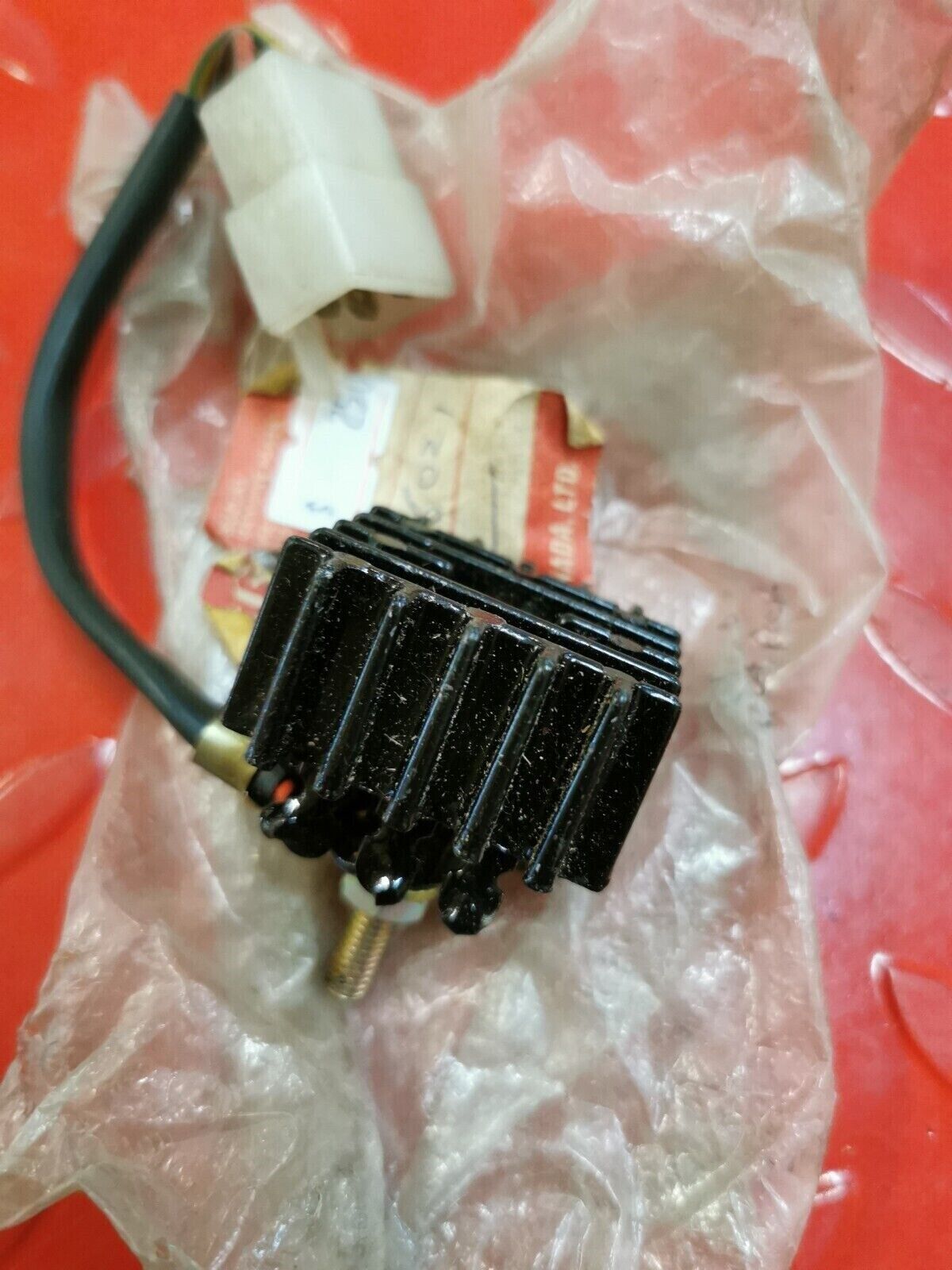 NOS Suzuki GT500 1976 - 1977 RECTIFIER 32800-36021 S1