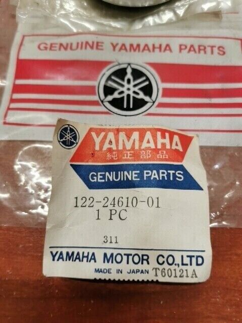NEW NOS Yamaha AT1 CT1 DT1 FS1 GAS CAP 122-24610-01-00 SUB 122-24610-00-00 Y121