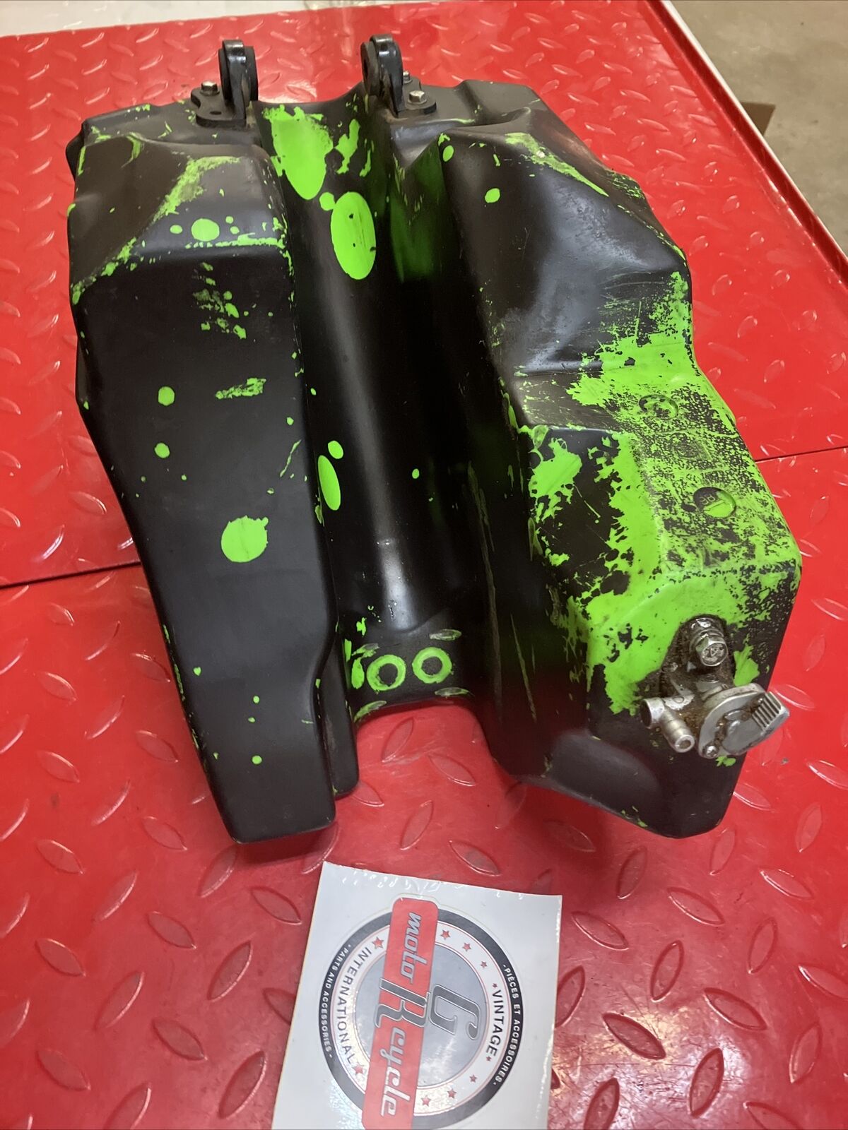 Kawasaki KX250 1988 Fuel tank gas petrol reservoir KX500 1989 1990 1991