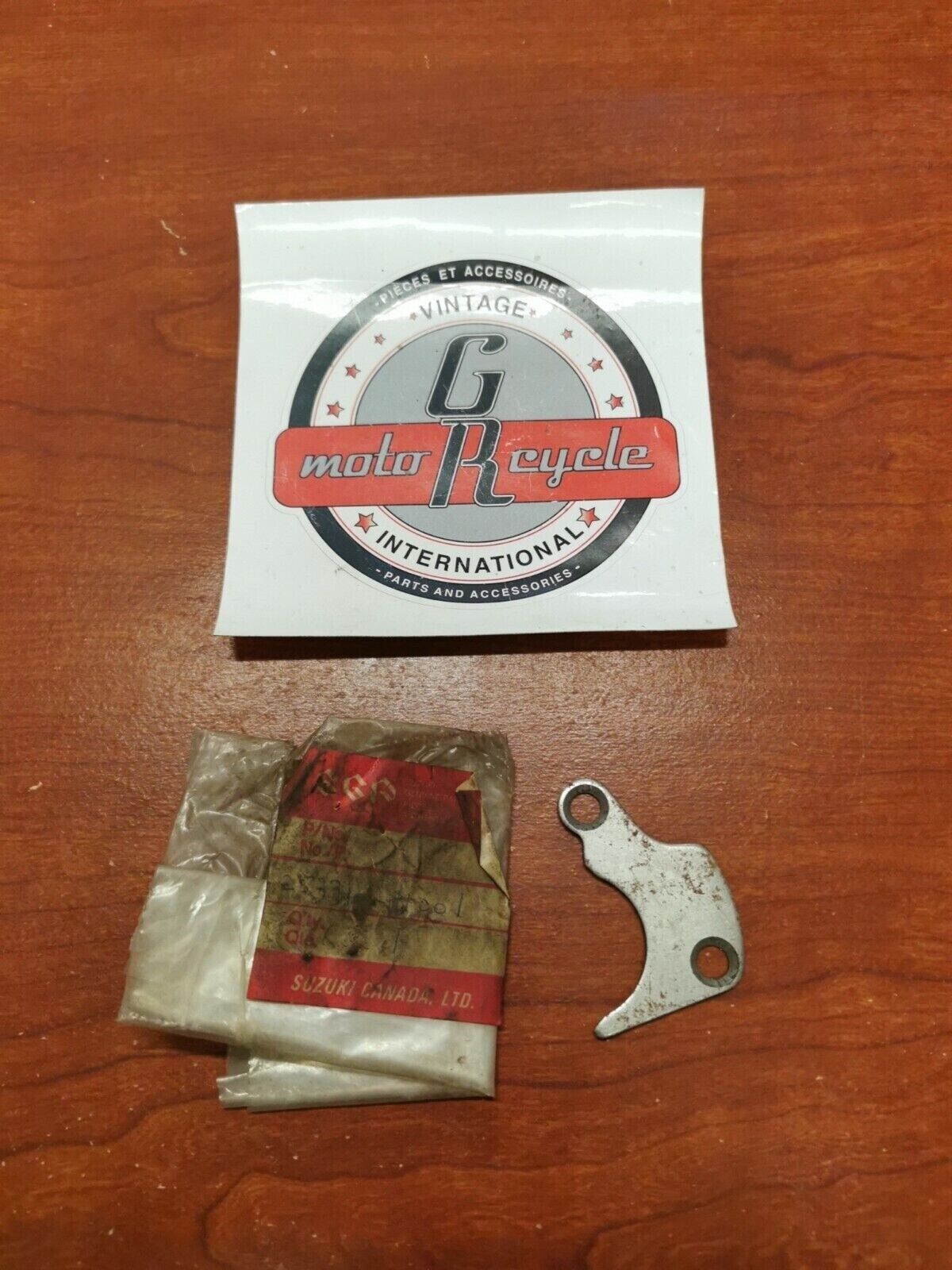NOS Suzuki GS1000 GS750 GT380 RM125 GEAR SHIFT PAWL LIFTER PLATE 25331-11001 S20