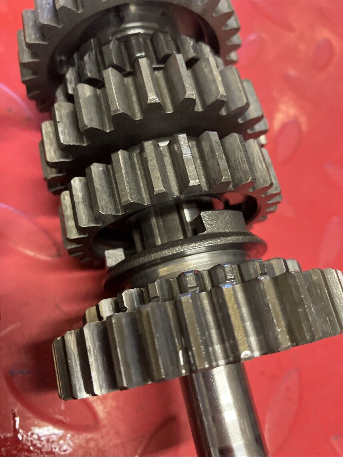 Suzuki RM125 1983 Transmission mainshaft countershaft gear shaft axle