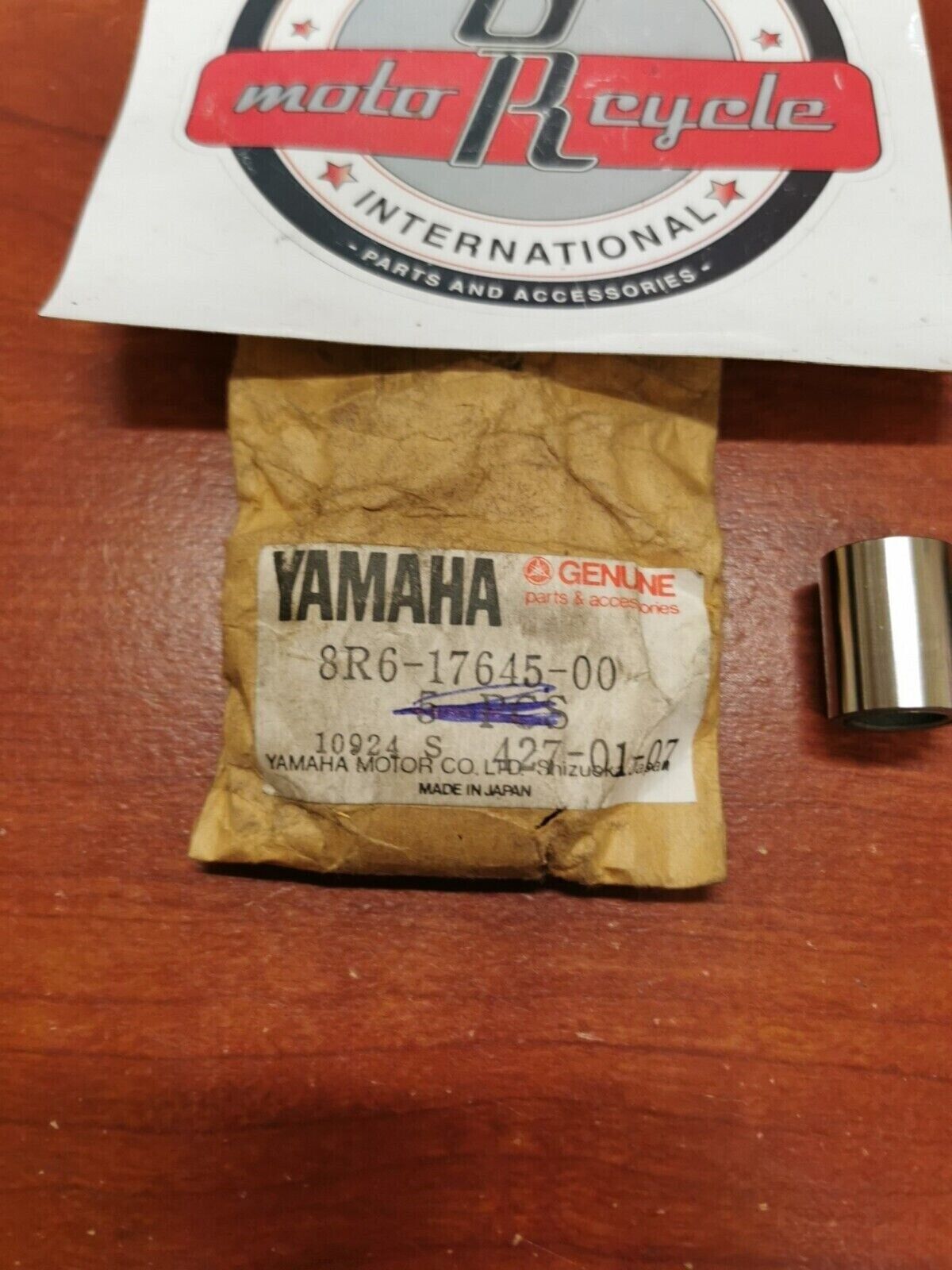 NOS Yamaha 1982 SR540 COLLAR 8R6-17645-00-00 Y96