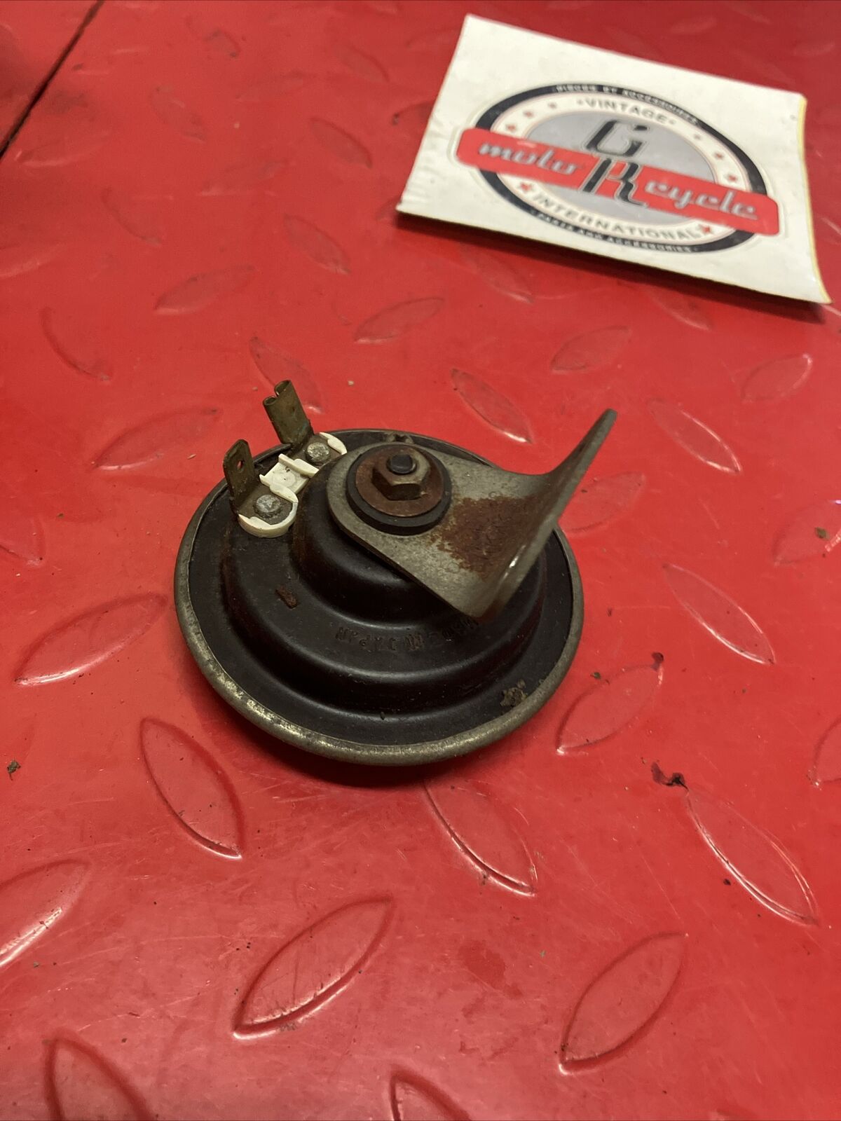 Suzuki RV90 1975 horn