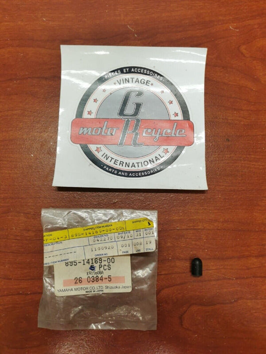 NOS Yamaha CAP 895-14169-00-00 Y71