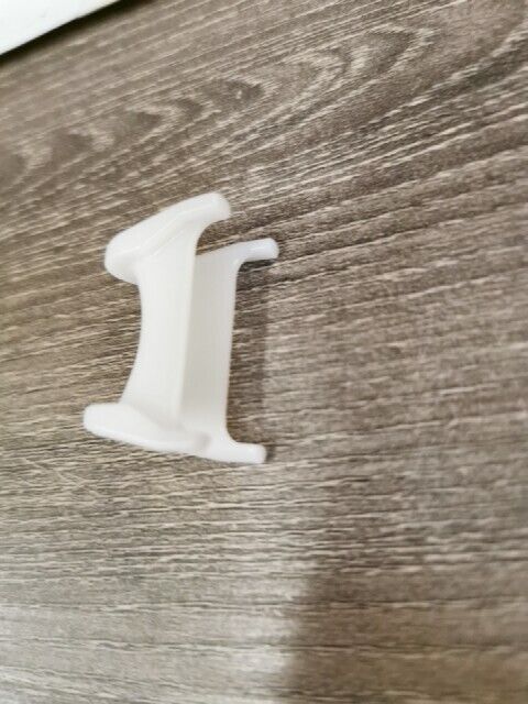 NEW NOS YAMAHA SXV70SJ SXV60ERK VT60L SXV60L VT60J HOLDER 8FF-1546C-00-00 Y108