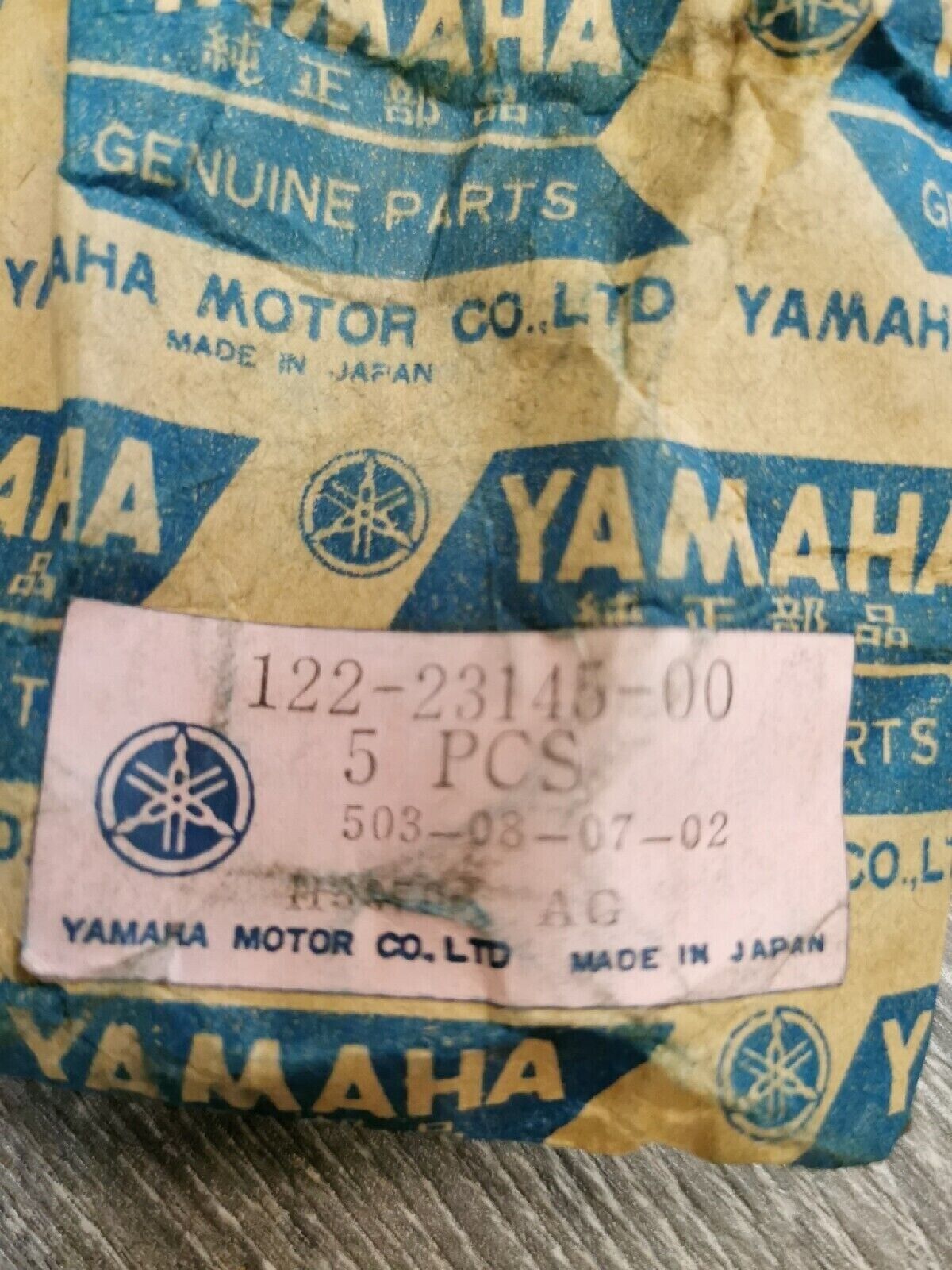 NOS YAMAHA  YGS1 YG5 YSR50 Front Fork Oil Seal  122-23145-00 Y58