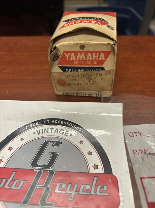 NOS Yamaha 1973 AT2M 1972 1973 ATMX PISTON O/S 0.25 318-11635-00-00 Y175