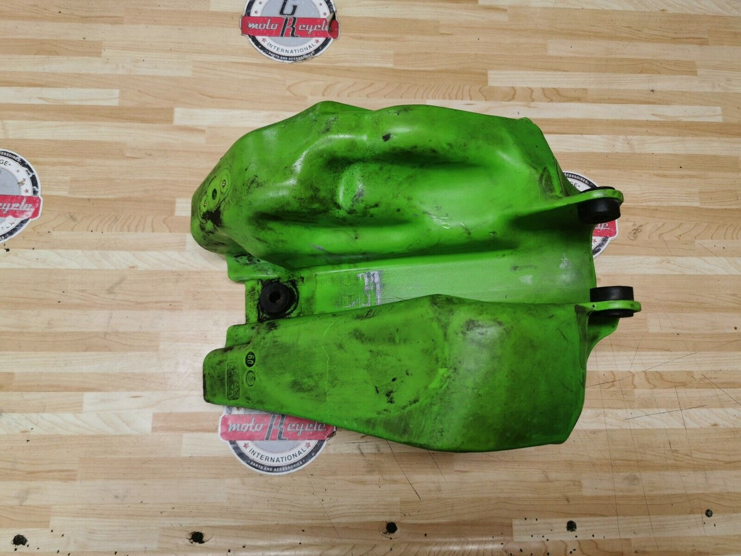 Kawasaki KX80 1987 fuel tank gas petrol reservoir 1986