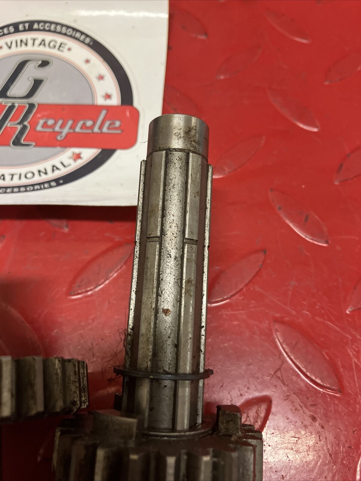 Honda CR125R 1984 transmission mainshaft countershaft main counter shaft gear