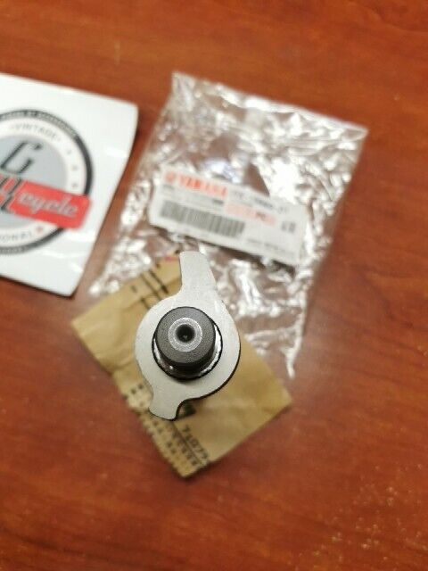 NEW NOS Yamaha BW200 TT225 KICK AXLE 36X-15660-01-00 Y105