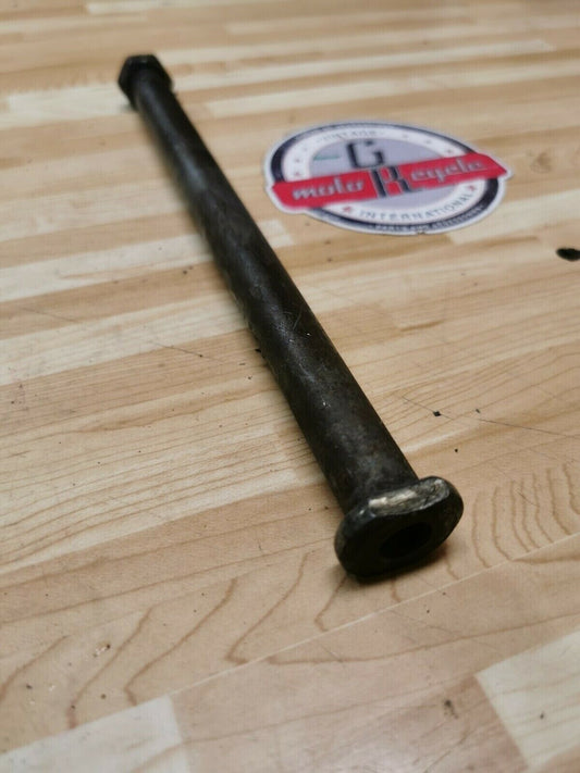 Suzuki RMZ450 2006 swingarm pivot bolt axle shaft