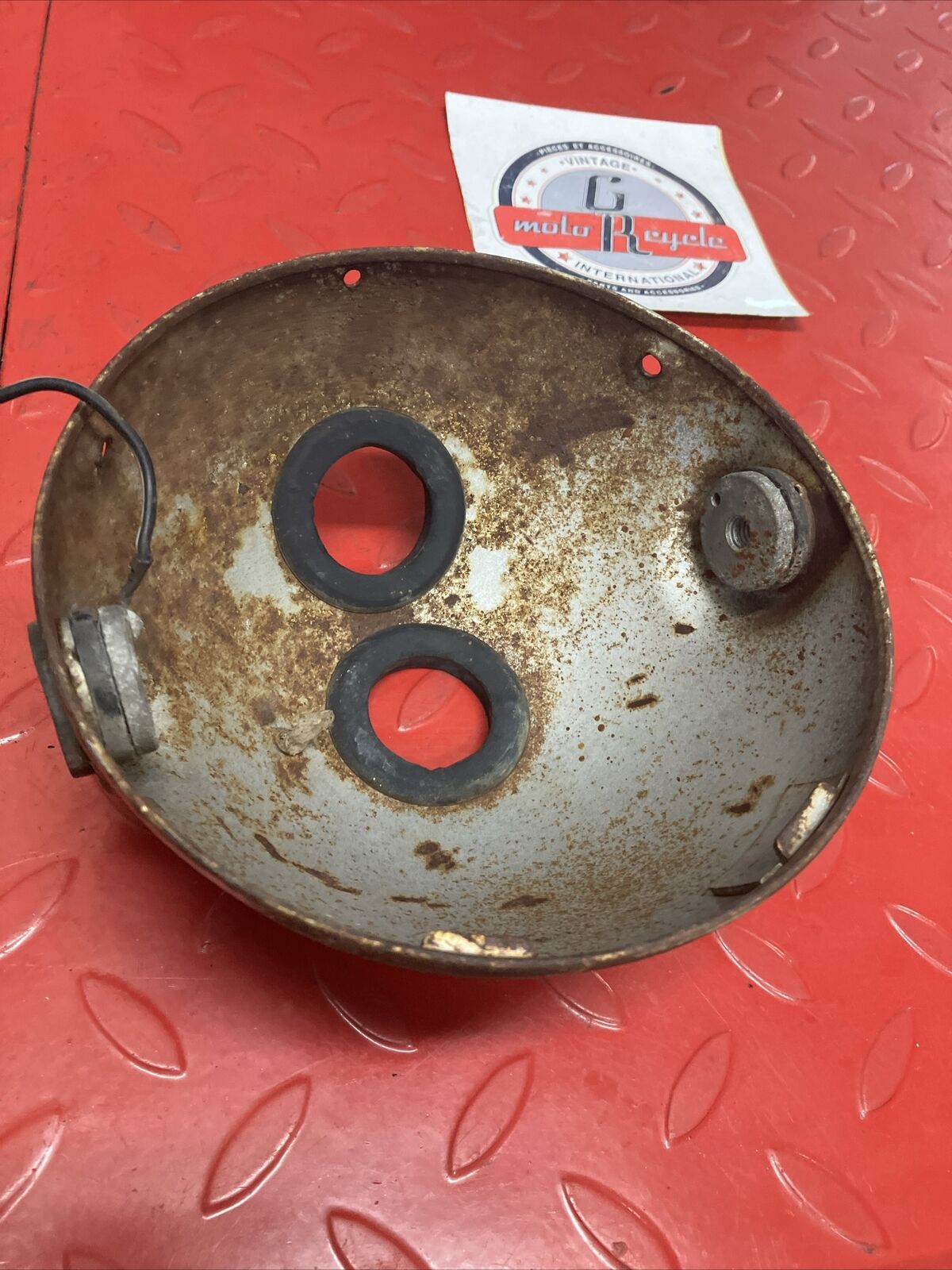 Suzuki RV90 1975 Headlight bucket head light housing