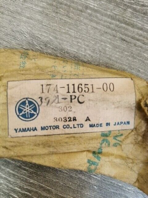 NOS Yamaha KT100S RC100S YCS1C RD200A CONNECTING ROD 174-11651-00-00 Y137