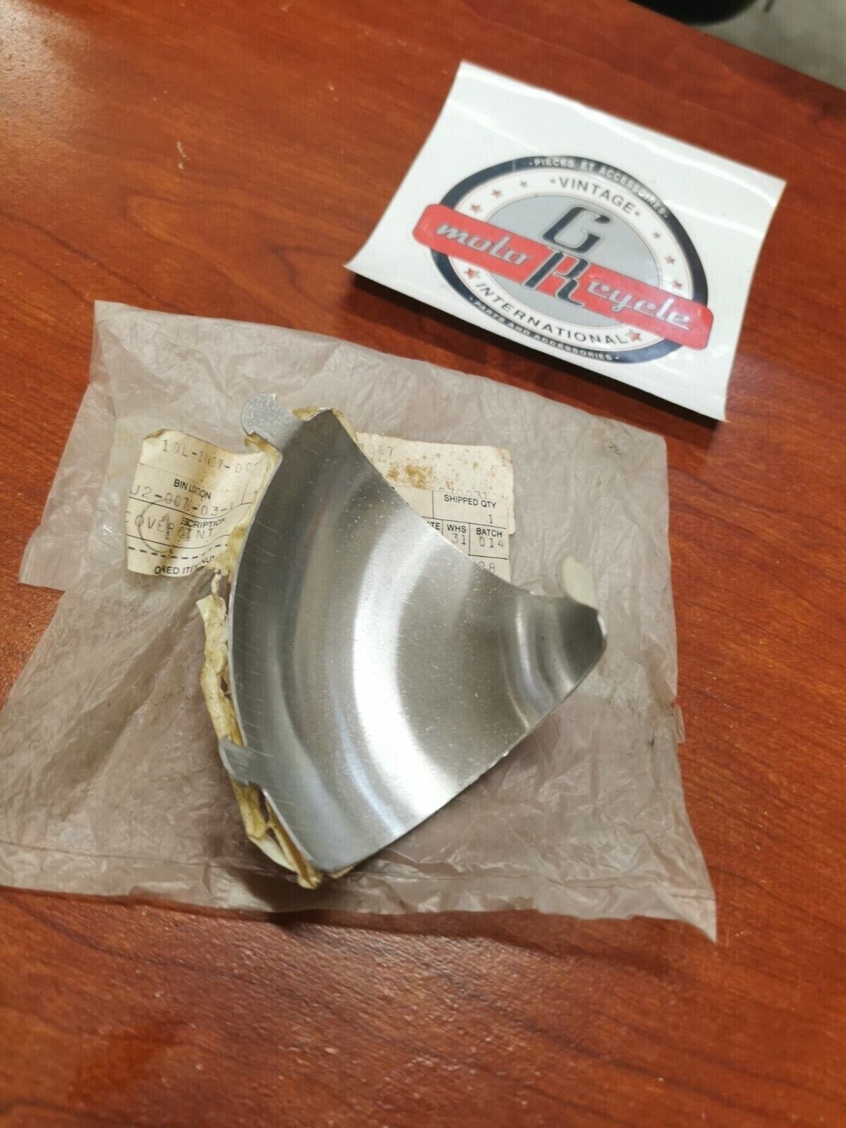 NOS Yamaha XV1100 XV1000 XV920 XV750 XV700 JOINT COVER 10L-14407-00-00 Y87