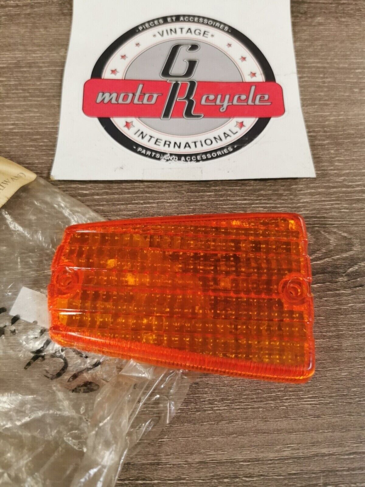 NOS MOTOVAN Suzuki GS550 GS750 GS1100 GS1150 Lens 35612-43410 J27