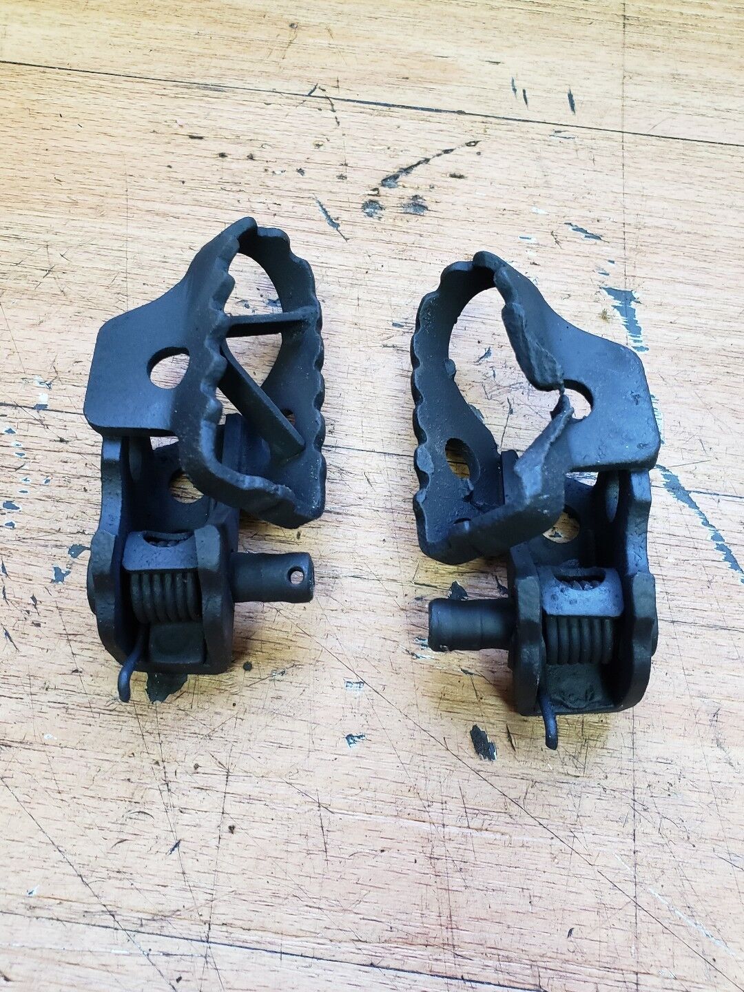 Yamaha IT200 1986 Peg footrest right left yz125 yz250 yz490 it250 it490 tt600 tt
