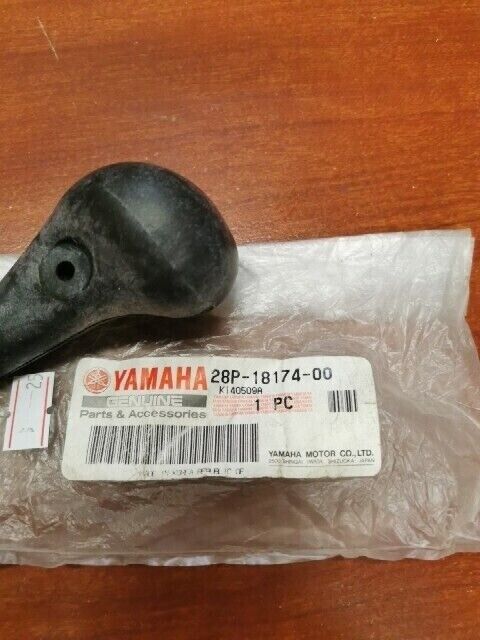 NOS Yamaha YFM700 YFM550 YFM450 YFM350 SHIFT LEVER KNOB 28P-18174-00-00 Y103