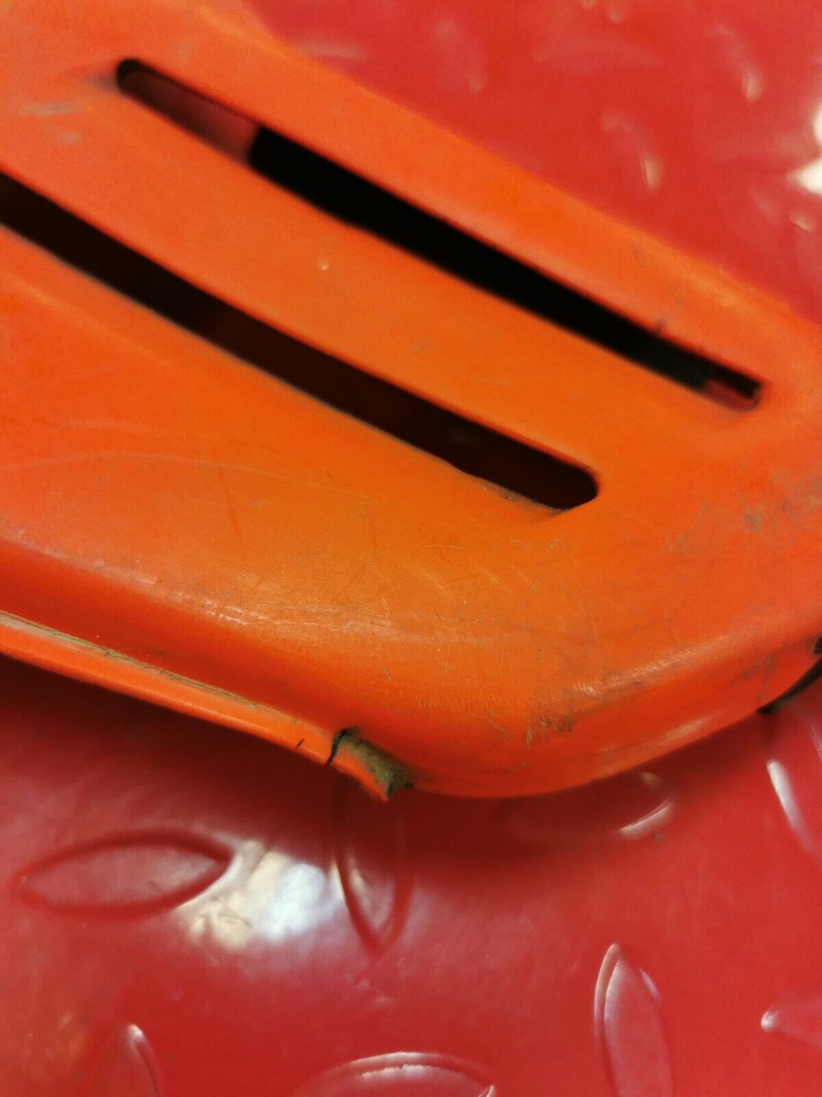 Honda CR250R 1986 right side cover panel number plate plastic