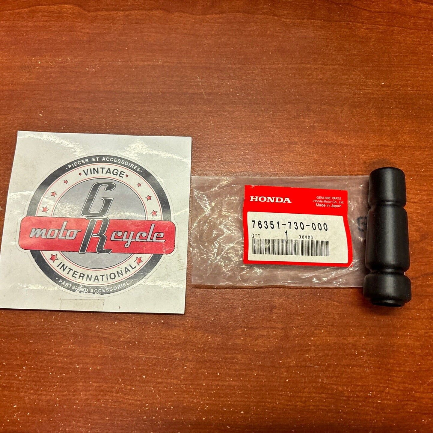 NOS Honda HS1132 HS35 HS55 HS70 HS80 CHUTE HANDLE GRIP 76351-730-000 H164