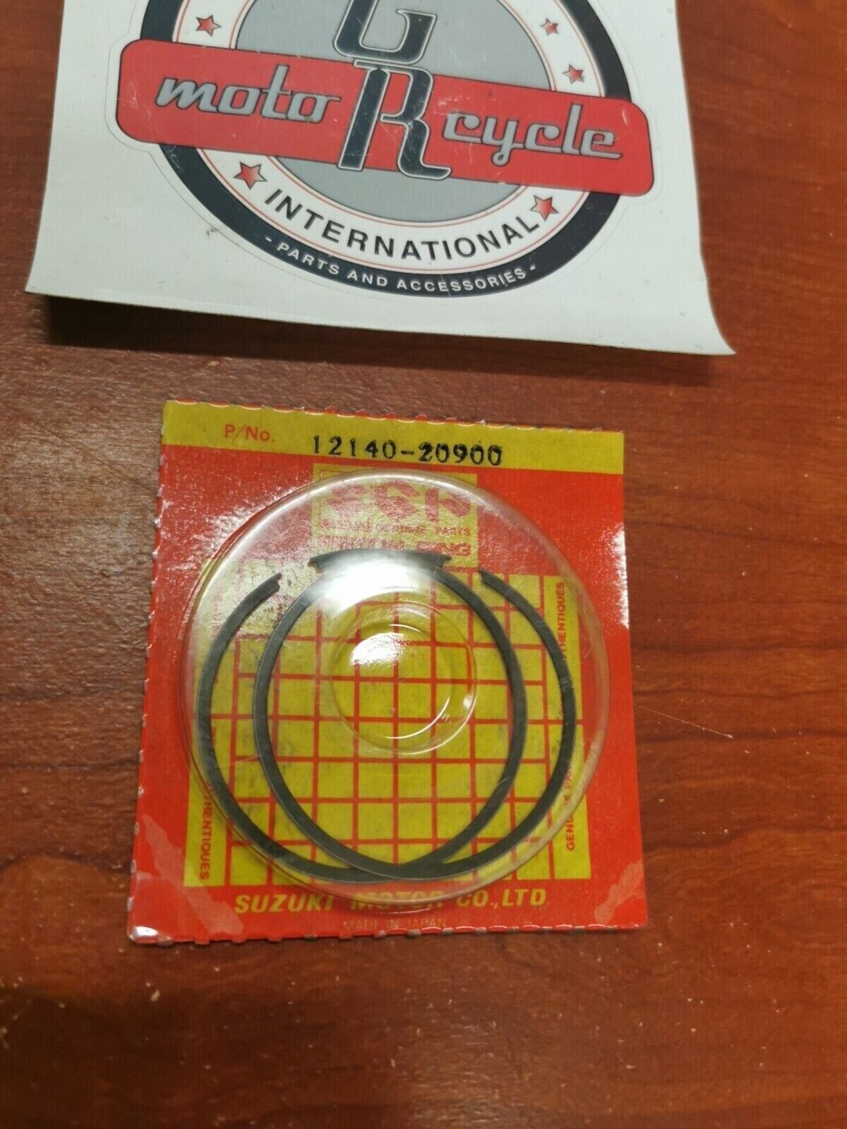 NOS Suzuki RM80 PISTON RING SET 12140-20900 S19